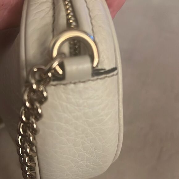 Gucci Mini SoHo Crossbody Chain Bag - Cream and Gold - Picture 12 of 13